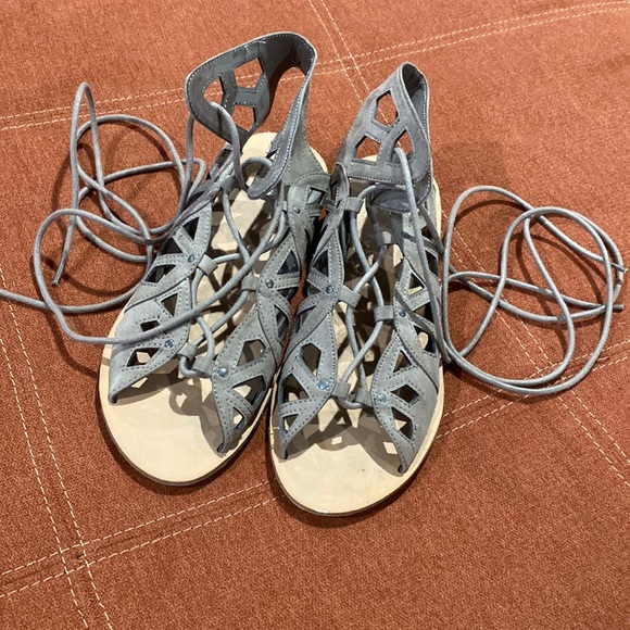 Shoes - Lace up sandals